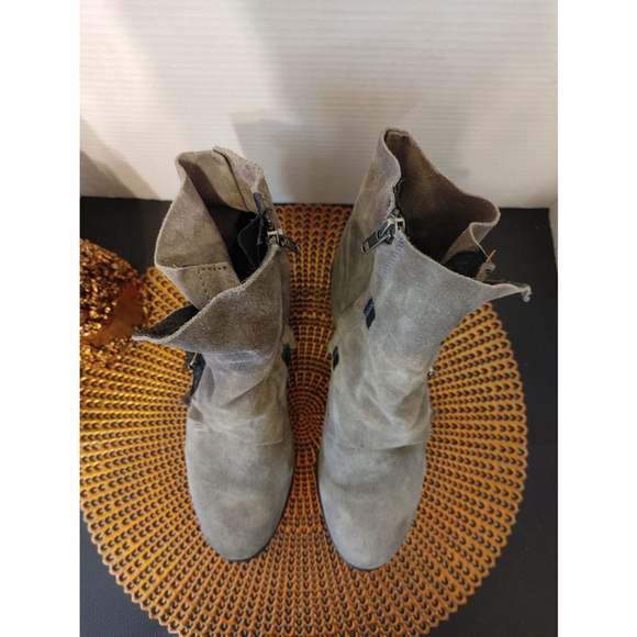 DIBA True Suede Boots Size 10 - Picture 2 of 7